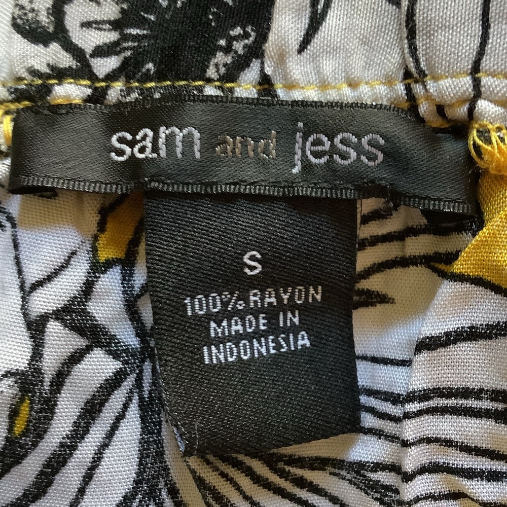 Sam and Jess Jump Suit - Picture 6 of 6